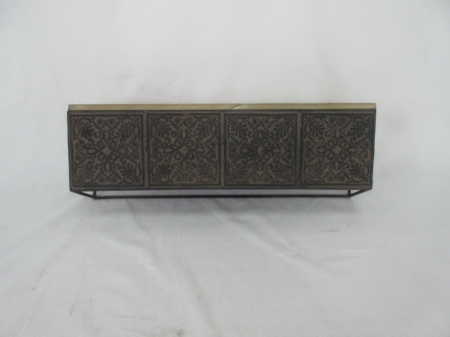 KT21300-136